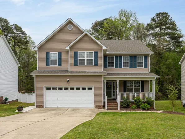 136 Ashlyn Ridge Dr, Garner, NC 27529