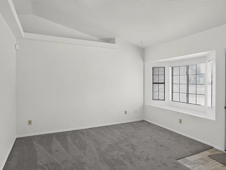 6255 E Ivy St — Photo 6