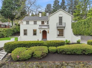 229 SW Wright Ave, Portland, OR 97205