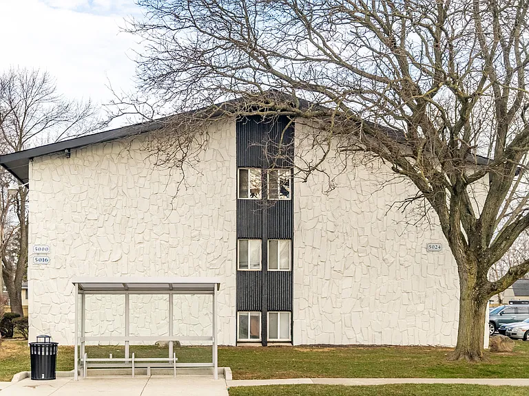 Clear Stone Place — Photo 18