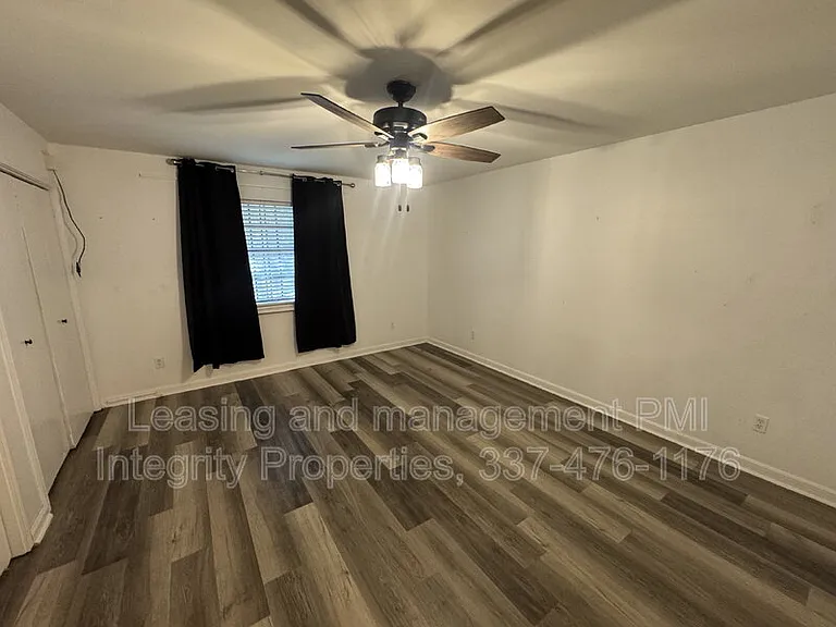 2343 Robley Dr — Photo 12