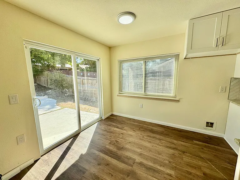 5806 Misty Gln — Photo 10