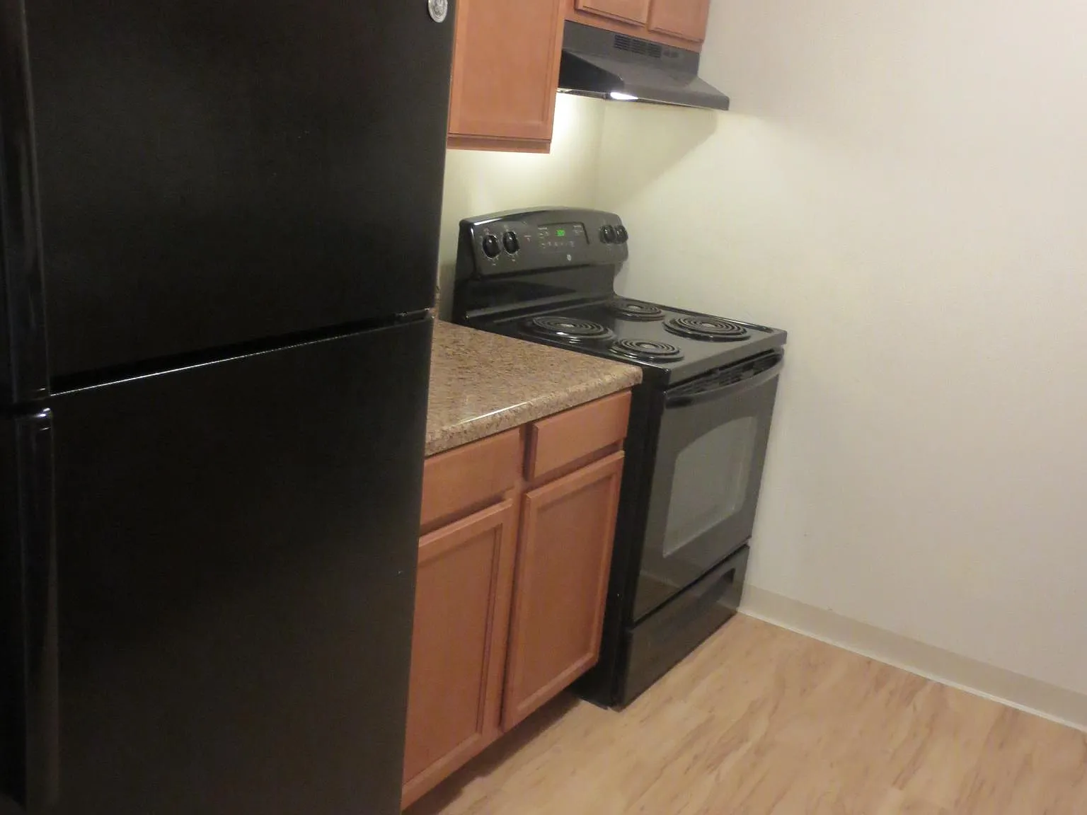 6350 Forward Ave — Photo 1
