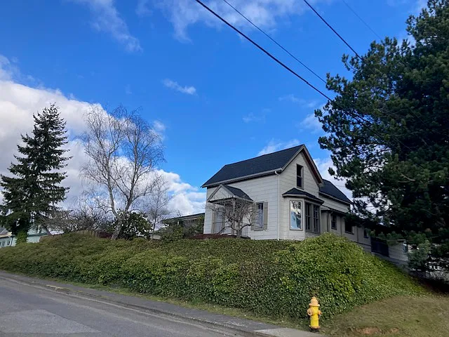 N Baxter St — Photo 26