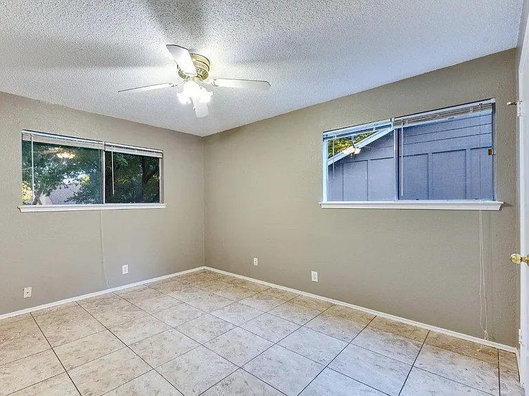 10801 Lanshire Dr #A — Photo 13