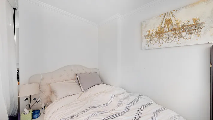 Sold by Sandra Greer Real Estate | media 11