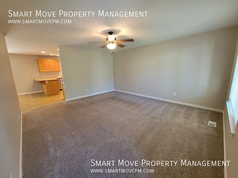 4386 N Buckboard Pl — Photo 4