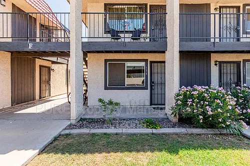 700 W University Dr Photo 1