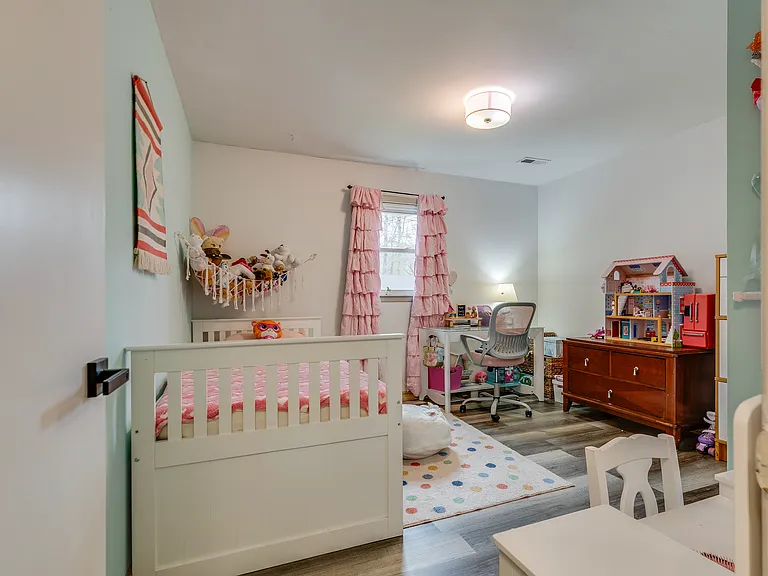 2104 Miller Ln — Photo 12