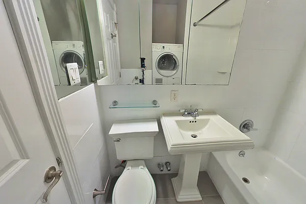 Rented by Centennial Properties NY | media 5