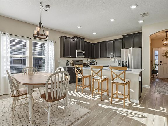 2nd image of 85 Martello Dr