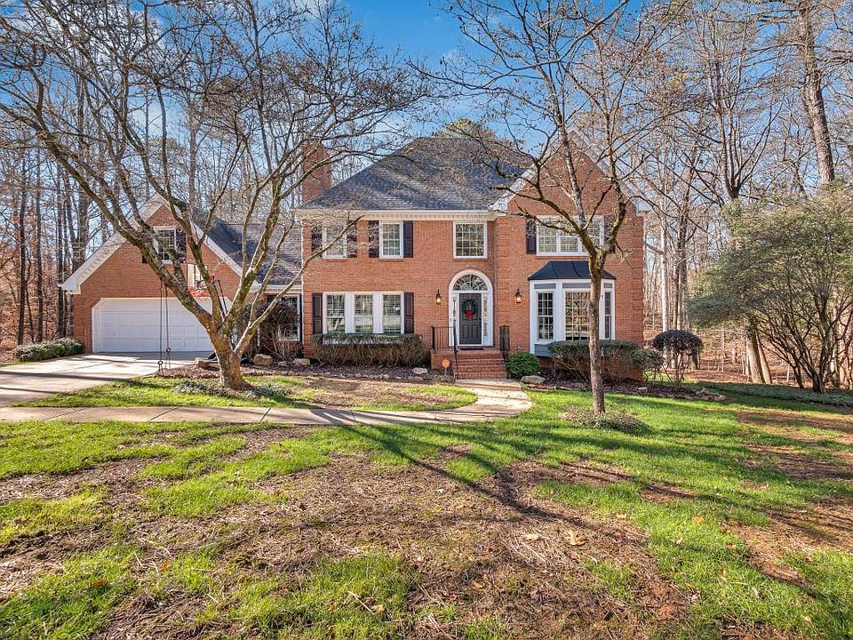 1st image of 5686 Creekside Ct