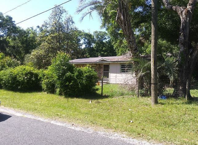 2nd image of 1623 NW 42nd Pl