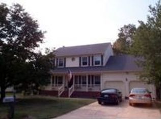 322 Barcelona Dr, Chesapeake, VA 23322