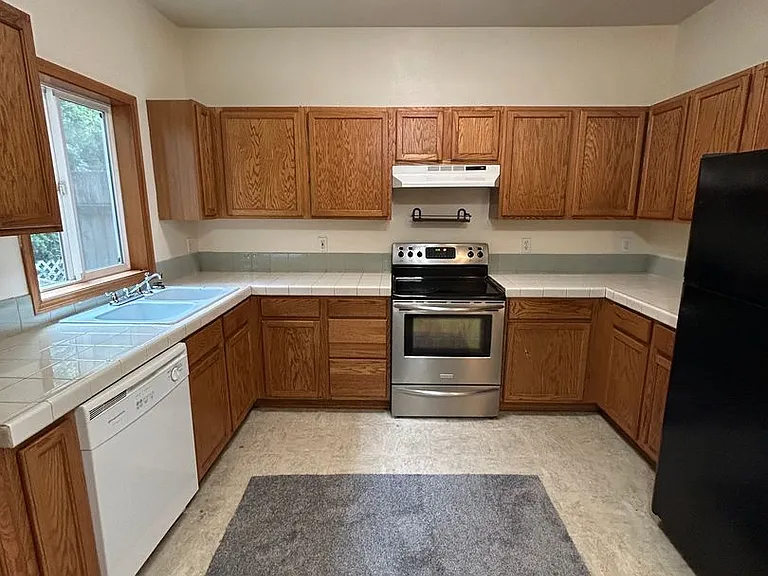 3412 SE Vineyard Rd #1 — Photo 7
