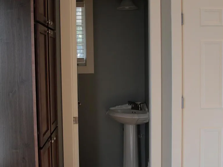 556 Pleasant St SE #1 — Photo 5
