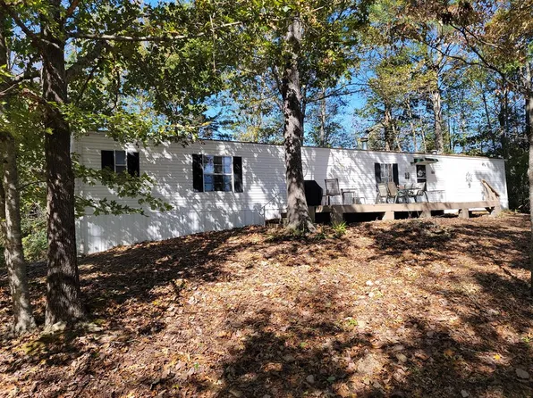 830 Riverwood Ln, Fries, VA 24330