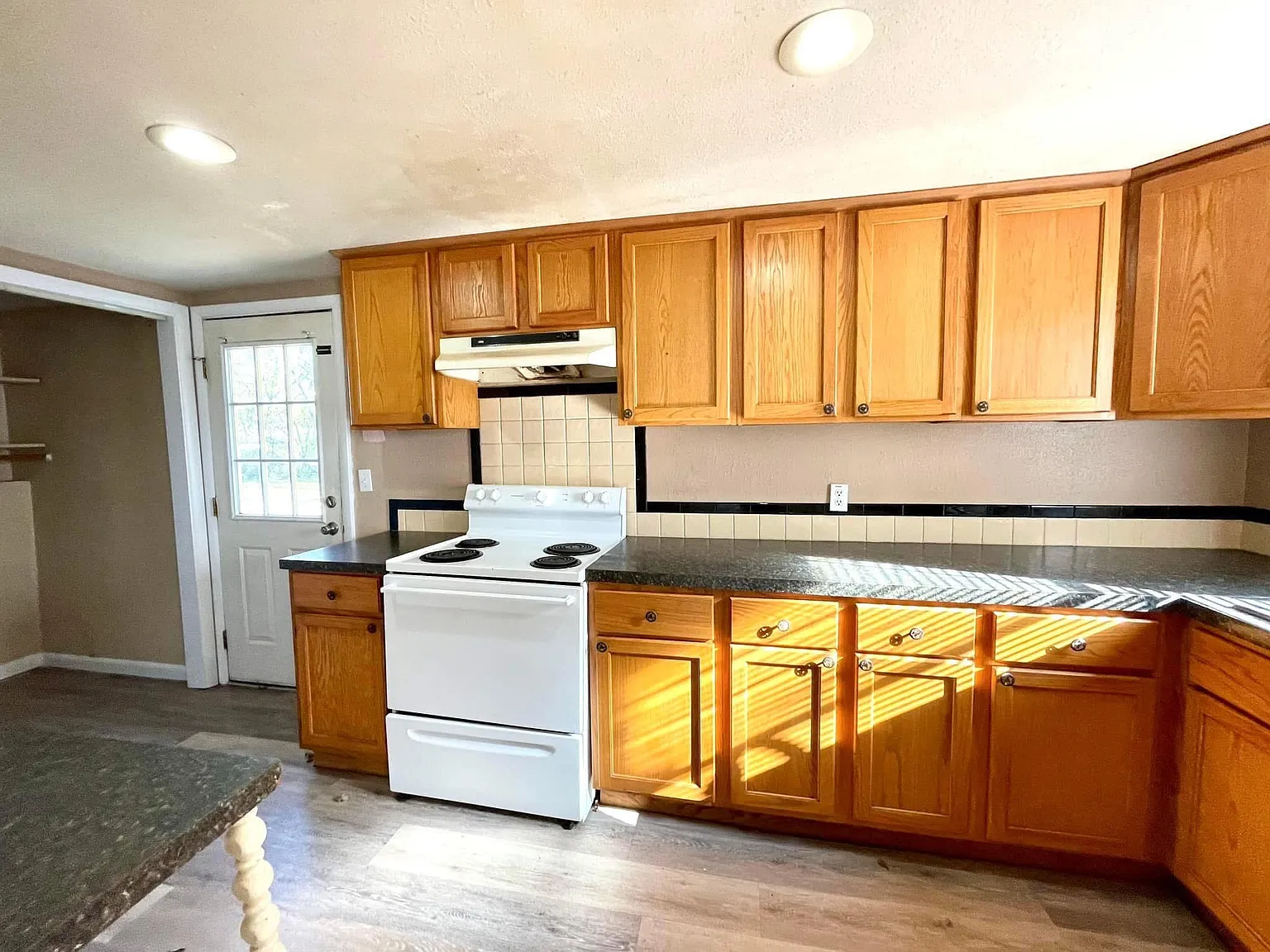 722 B Street NW - 1 — Photo 3