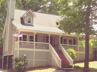 166 Garretts Dr, Douglasville, GA 30134