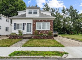 21 Hazael St, Providence, RI 02908