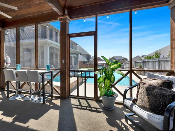 3925 Martha Ave, Sachse, TX 75048