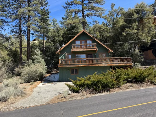 1920 Matterhorn Dr, Pine Mountain Club, CA 93222