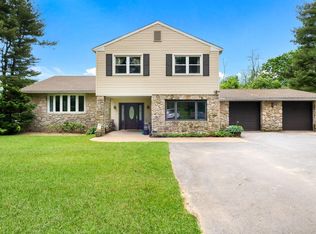 149 Pine Ln, Newtown, PA
