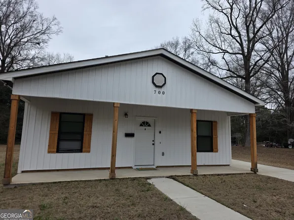 700 Carmen Ave, Fort Valley, GA 31030