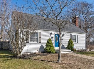 17 Spruce St, Haverhill, MA 01830