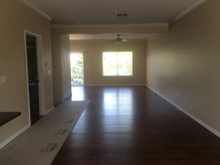 23001 Parkview Dr — Photo 5