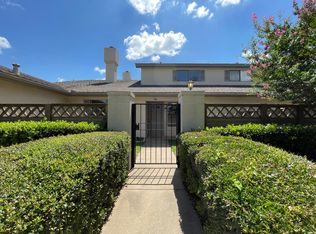 206 S Nolan River Rd #10, Cleburne, TX 76033