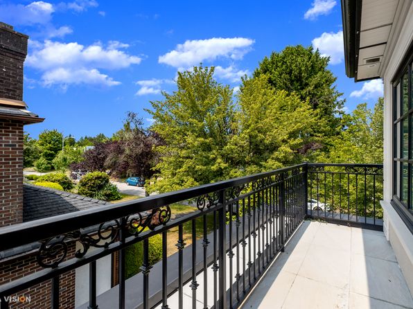 5 bedroom rental in Vancouver — photo 34