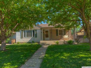 1609 E Park Ave, Laramie, WY 82070