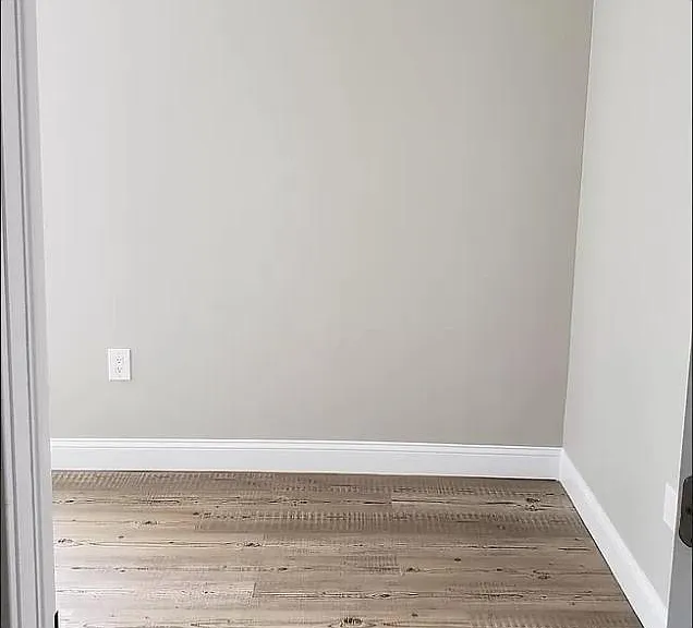 32 King St #6 — Photo 5