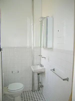 Rented by JR Properties, LTD | media 17