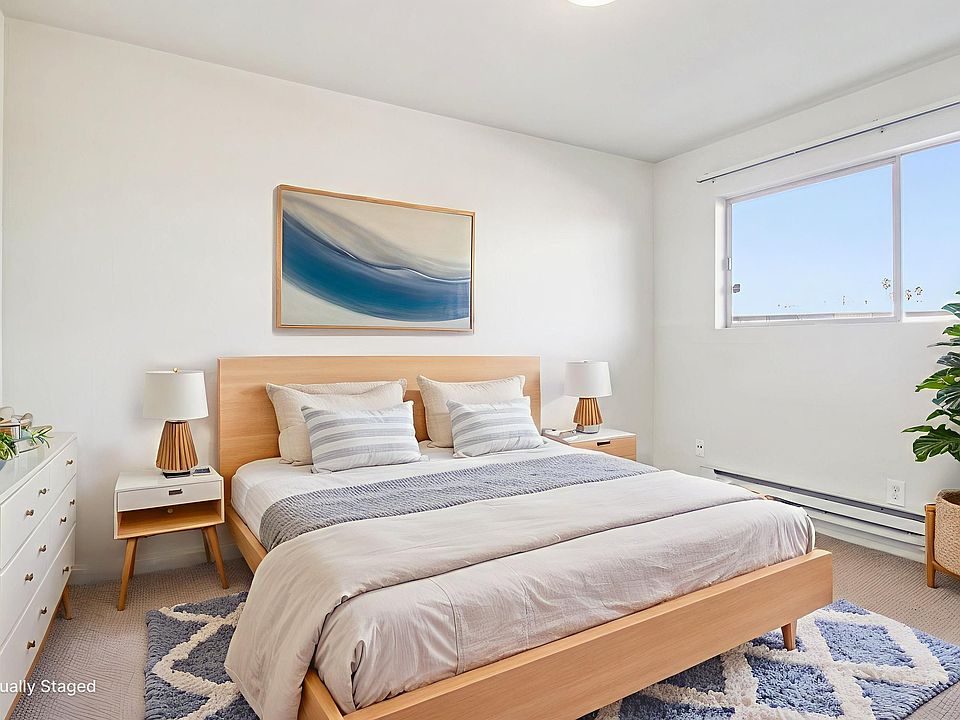 This photo has been ditigally altered. Please go to Photo #6 to see the original.