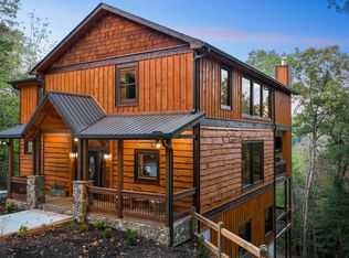 340 Hope Dr, Blue Ridge, GA 30513