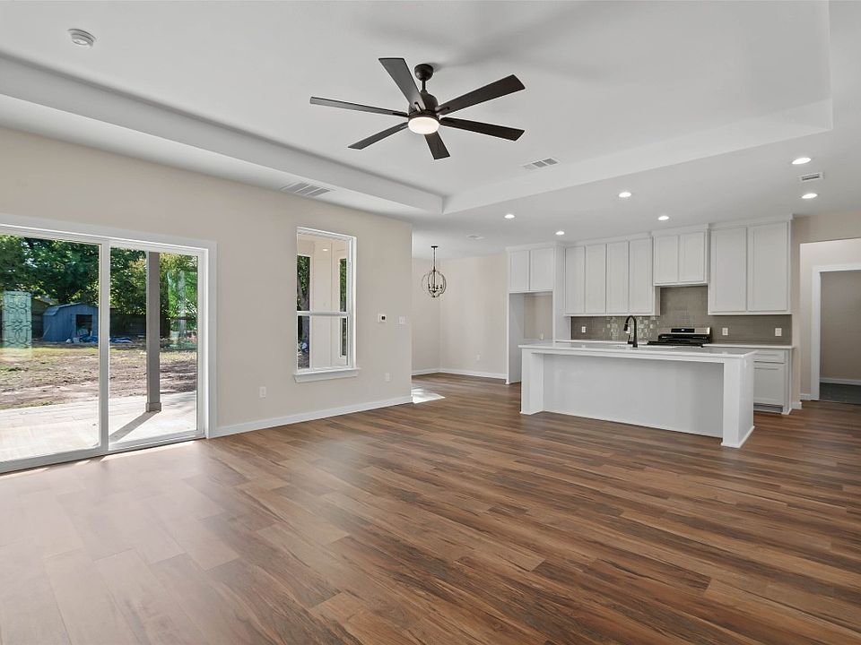 1308 Hillcrest Blvd, Gainesville, TX 76240 MLS 20436057 Zillow