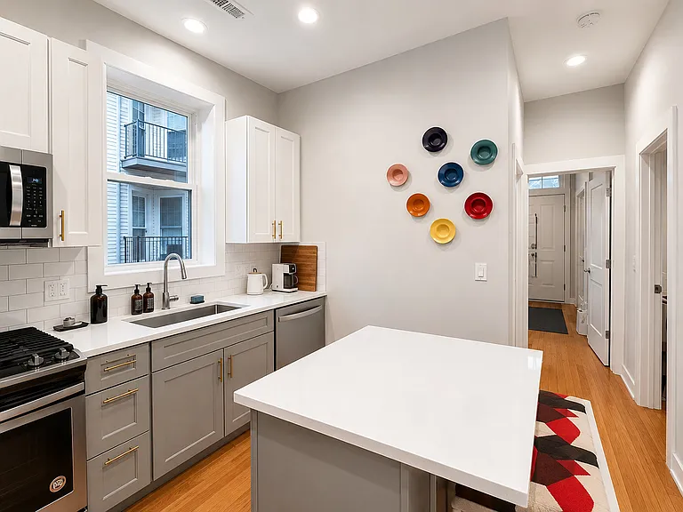 2604 N Drake Ave #1R — Photo 9