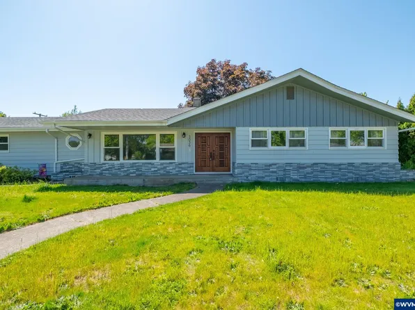 3036 Locust Ave SE, Albany, OR 97322