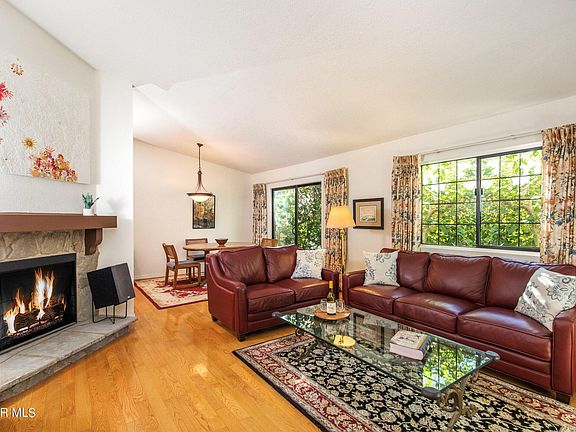 4th image of 29621 Strawberry Hill Dr