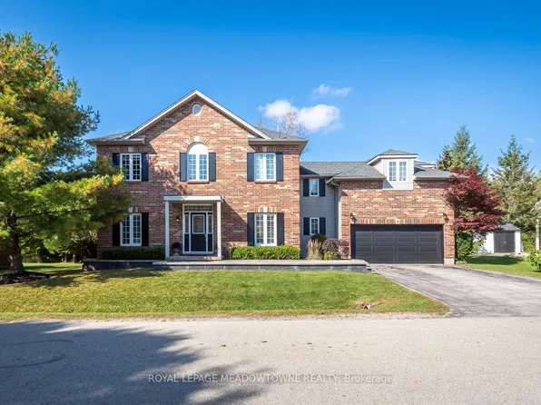3 Valley Ridge Ln, Hamilton, ON L8N 2Z7