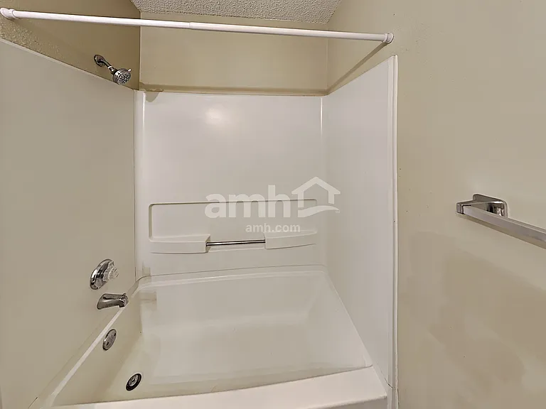 6678 Snow Meadow Dr — Photo 17