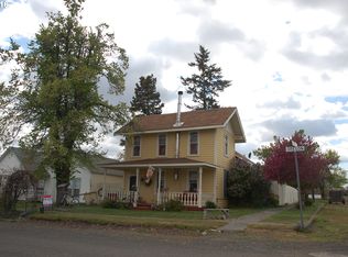 303 S Oregon St, Condon, OR 97823