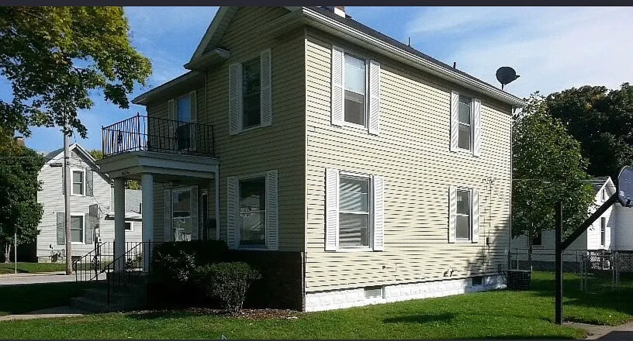 W 4th Street, Mishawaka — Photo 3
