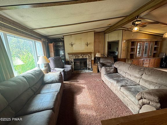 4th image of 2195 Creamton Dr