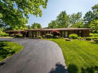 134 Executive Estates Dr, Saint Louis, MO 63141