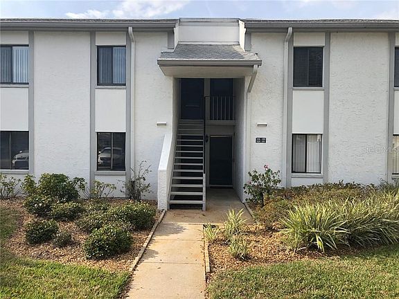 4th image of 122 W Cypress Ct #122