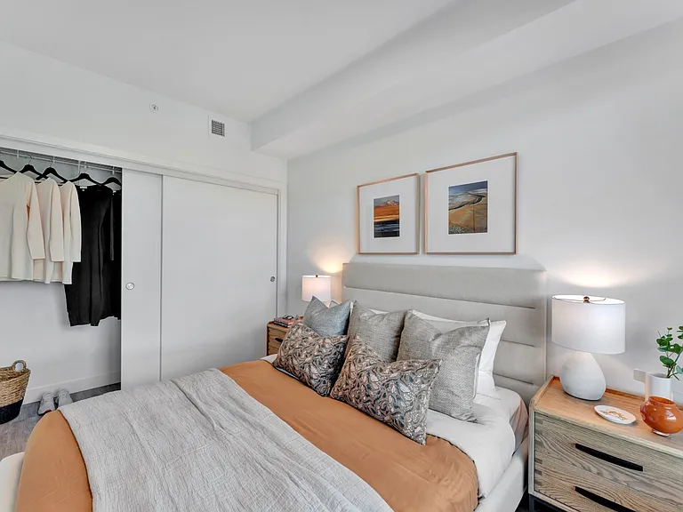 2515 Hackett Cres — Photo 13