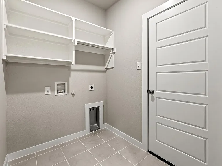 102 Travine Dr — Photo 4